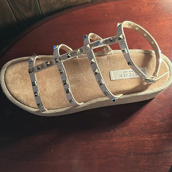 Brand new Steve Madden gladiator wedge sandals SZ10 - Picture 1 of 3